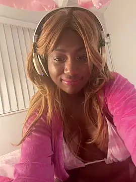 Snapshot of MissPastelAllure chatting on December 2025 11:27:02 AM MissPastelAllure online show from December 2025 11:27:02 AM