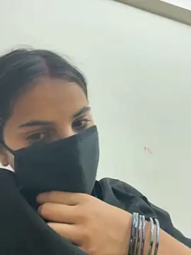 Pooja Love143 online show from April 2026 06:48:02 PM