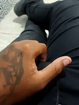 Pauzdo321 online show from April 2026 08:04:01 PM