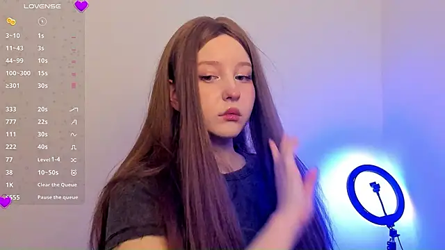 Stella MoonLight online show from February 2026 05:09:02 PM