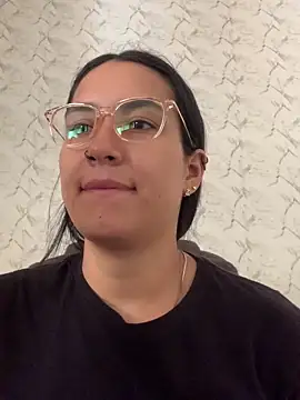 Snapshot of Val12777 chatting on December 2025 01:28:02 PM Val12777 online show from December 2025 01:28:02 PM