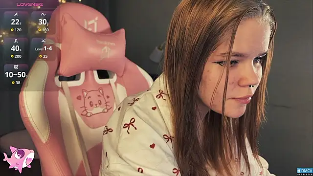 Snapshot of PinkSharky chatting on February 2026 03:21:01 PM PinkSharky online show from February 2026 03:21:01 PM