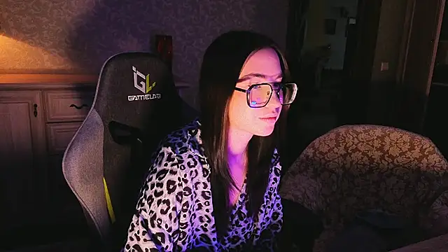 AnneAverry online show from February 2026 07:52:01 AM