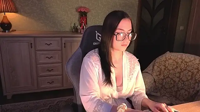 AnneAverry online show from February 2026 09:39:02 AM