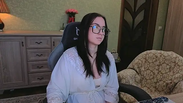 AnneAverry online show from February 2026 10:12:01 AM