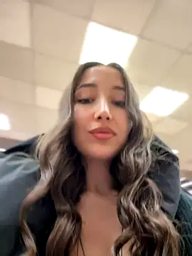 CrazyOneIRL online show from December 2025 01:14:02 PM