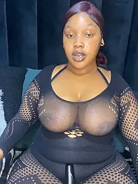 Snapshot of THICKBARBIE32 chatting on June 2026 09:56:01 PM THICKBARBIE32 online show from June 2026 09:56:01 PM
