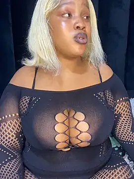 Snapshot of THICKBARBIE32 chatting on July 2026 01:06:01 AM THICKBARBIE32 online show from July 2026 01:06:01 AM