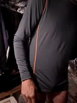 Snapshot of Quebec46 chatting on December 2025 09:53:01 AM Quebec46 online show from December 2025 09:53:01 AM