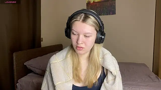 SkyeDavis online show from February 2026 06:47:02 PM