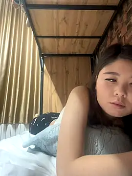 Sarah2127 online show from December 2025 11:38:02 PM