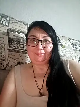 MariSwan222 online show from March 2026 09:30:01 PM