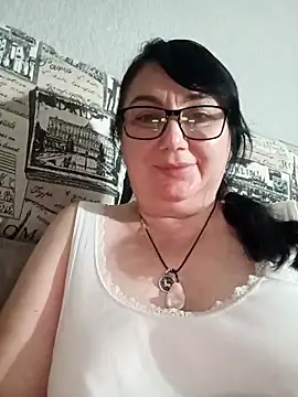 Snapshot of MariSwan222 chatting on June 2026 06:03:02 PM MariSwan222 online show from June 2026 06:03:02 PM