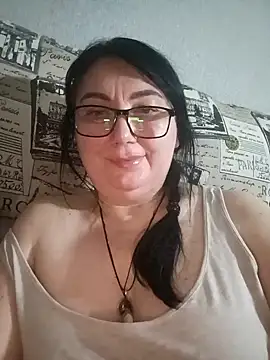 MariSwan222 online show from March 2026 09:42:01 PM