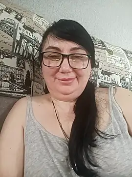 MariSwan222 online show from April 2026 01:04:02 PM