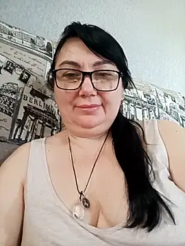 Snapshot of MariSwan222 chatting on May 2026 08:46:02 AM MariSwan222 online show from May 2026 08:46:02 AM
