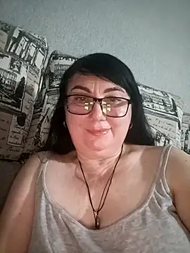 MariSwan222 online show from April 2026 08:43:01 PM