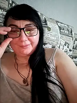 MariSwan222 online show from March 2026 09:49:02 PM