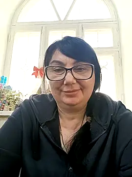 Snapshot of MariSwan222 chatting on May 2026 09:27:02 AM MariSwan222 online show from May 2026 09:27:02 AM