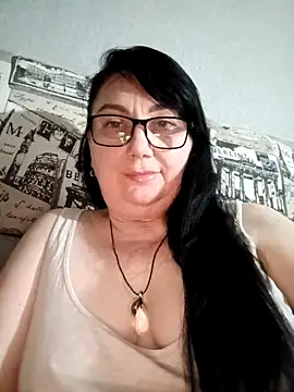 Snapshot of MariSwan222 chatting on May 2026 08:39:01 PM MariSwan222 online show from May 2026 08:39:01 PM