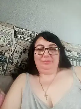 Snapshot of MariSwan222 chatting on June 2026 05:04:02 AM MariSwan222 online show from June 2026 05:04:02 AM