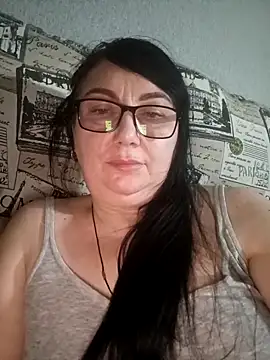 MariSwan222 online show from February 2026 07:27:02 PM