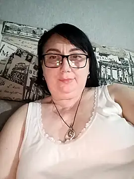 Snapshot of MariSwan222 chatting on May 2026 08:28:02 PM MariSwan222 online show from May 2026 08:28:02 PM