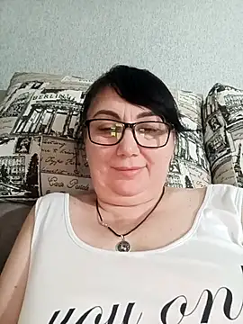 Snapshot of MariSwan222 chatting on July 2026 02:51:01 PM MariSwan222 online show from July 2026 02:51:01 PM