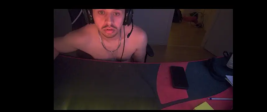 Snapshot of SANDRO594 chatting on December 2025 05:29:01 PM SANDRO594 online show from December 2025 05:29:01 PM