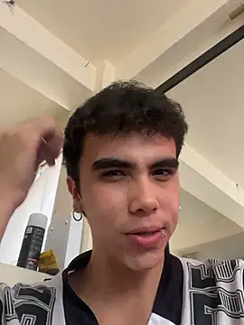 Kheyler 1 online show from March 2026 10:24:02 PM