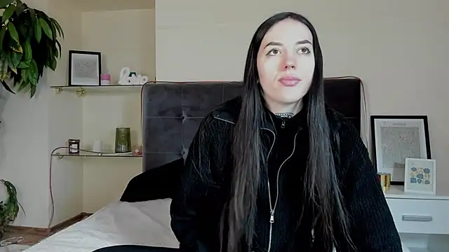 AdrianaCult online show from February 2026 06:56:02 AM