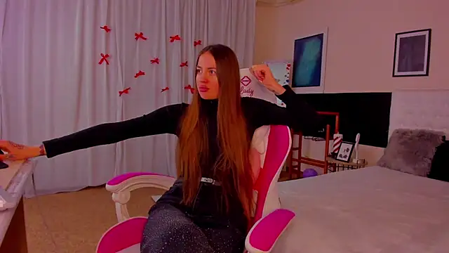 AdrianaCult online show from January 2026 06:39:02 AM