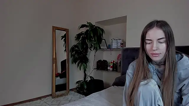 AdrianaCult online show from January 2026 06:20:02 AM