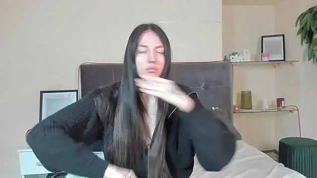 AdrianaCult online show from March 2026 09:50:02 AM