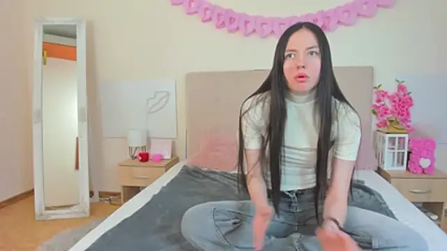 AdrianaCult online show from March 2026 06:31:02 AM