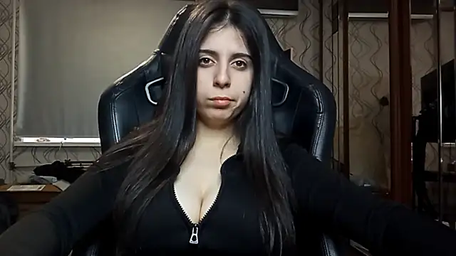 WaltraudPattie online show from February 2026 12:20:02 AM