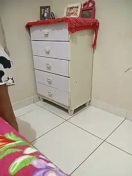 Fannyfoxfi online show from January 2026 04:35:02 PM