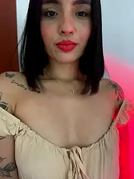 Snapshot of AngelWarm chatting on December 2025 09:53:01 PM AngelWarm online show from December 2025 09:53:01 PM