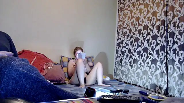 yunis32 online show from March 2025 05:24:02 PM