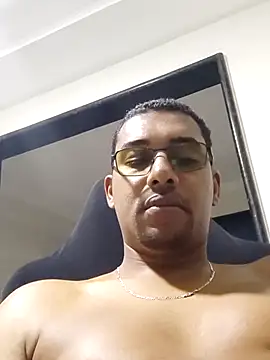 Reis001122 online show from June 2026 04:29:01 AM