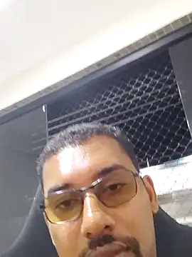 Reis001122 online show from April 2026 04:54:01 AM
