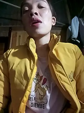 Snapshot of Andrea-688 chatting on January 2026 12:09:02 PM Andrea-688 online show from January 2026 12:09:02 PM