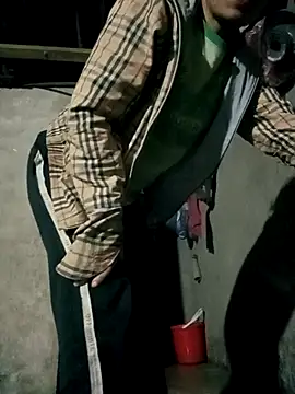 Snapshot of Andrea-688 chatting on December 2025 09:53:01 PM Andrea-688 online show from December 2025 09:53:01 PM