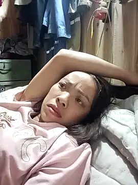 Snapshot of Andrea-688 chatting on February 2026 10:52:02 PM Andrea-688 online show from February 2026 10:52:02 PM