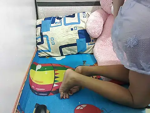 Wetnwild34xx online show from December 2025 06:19:01 PM