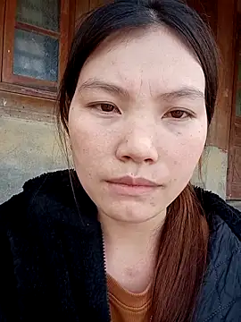 Snapshot of Matilda-8 chatting on December 2025 06:52:02 AM Matilda-8 online show from December 2025 06:52:02 AM