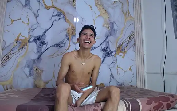 Snapshot of Damian_and_theo chatting on January 2026 07:18:01 PM Damian and theo online show from January 2026 07:18:01 PM