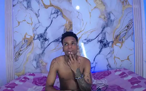 Snapshot of Damian_and_theo chatting on February 2026 07:11:01 PM Damian and theo online show from February 2026 07:11:01 PM