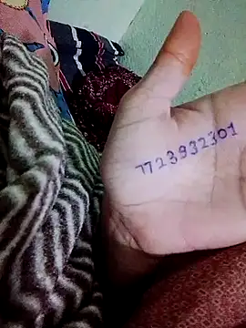 Radhika97A online show from January 2026 03:41:01 PM