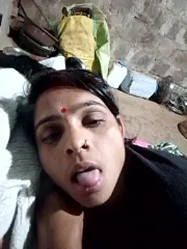 Snapshot of Rinki_malhotra chatting on February 2026 08:25:01 PM Rinki malhotra online show from February 2026 08:25:01 PM